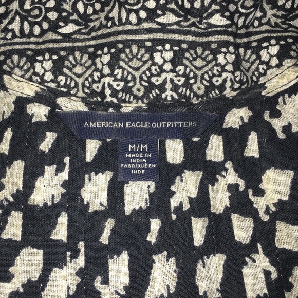 American Eagle Outfitters Boho Top with Tie Front - Picture 3 of 4